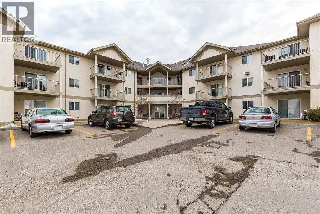 108, 485 Red Crow Boulevard W