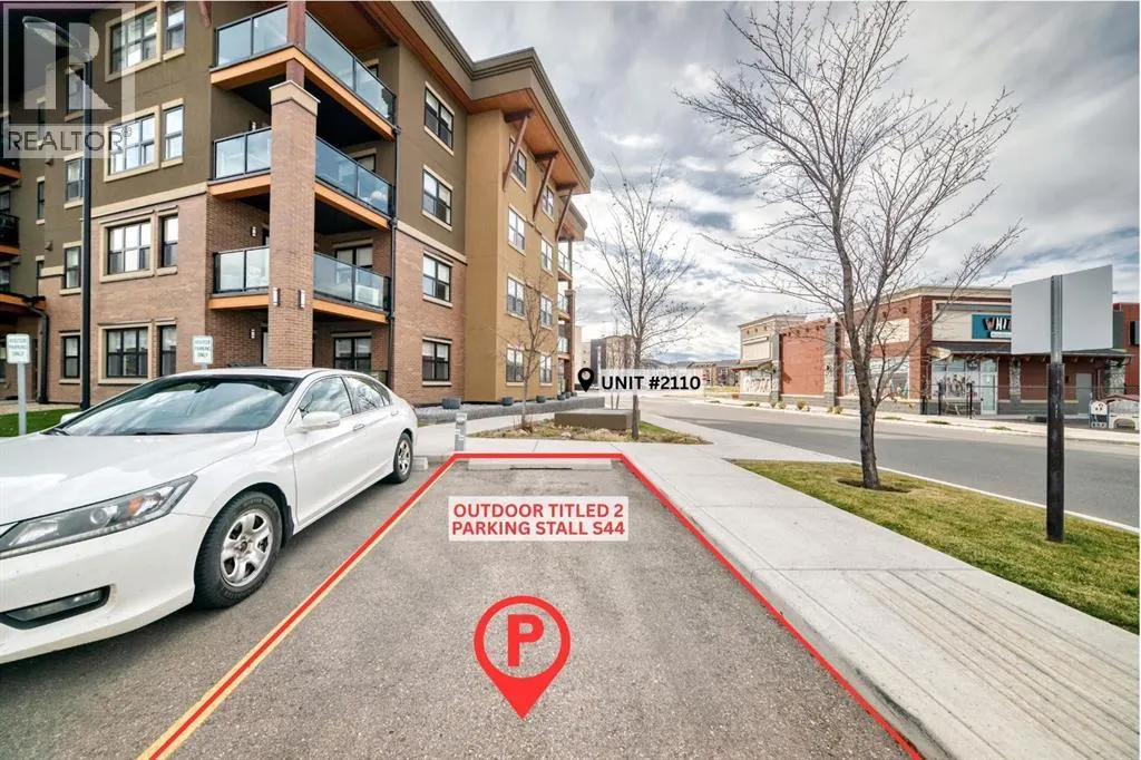 2110, 10 Market Boulevard SE