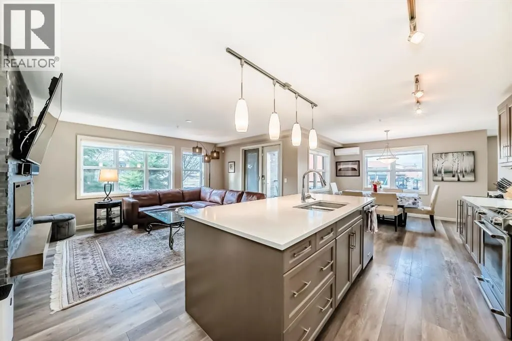 2110, 10 Market Boulevard SE