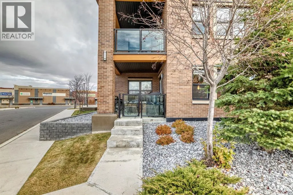 2110, 10 Market Boulevard SE