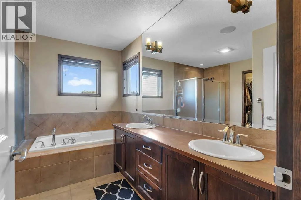 126 Tuscany Summit Heath NW