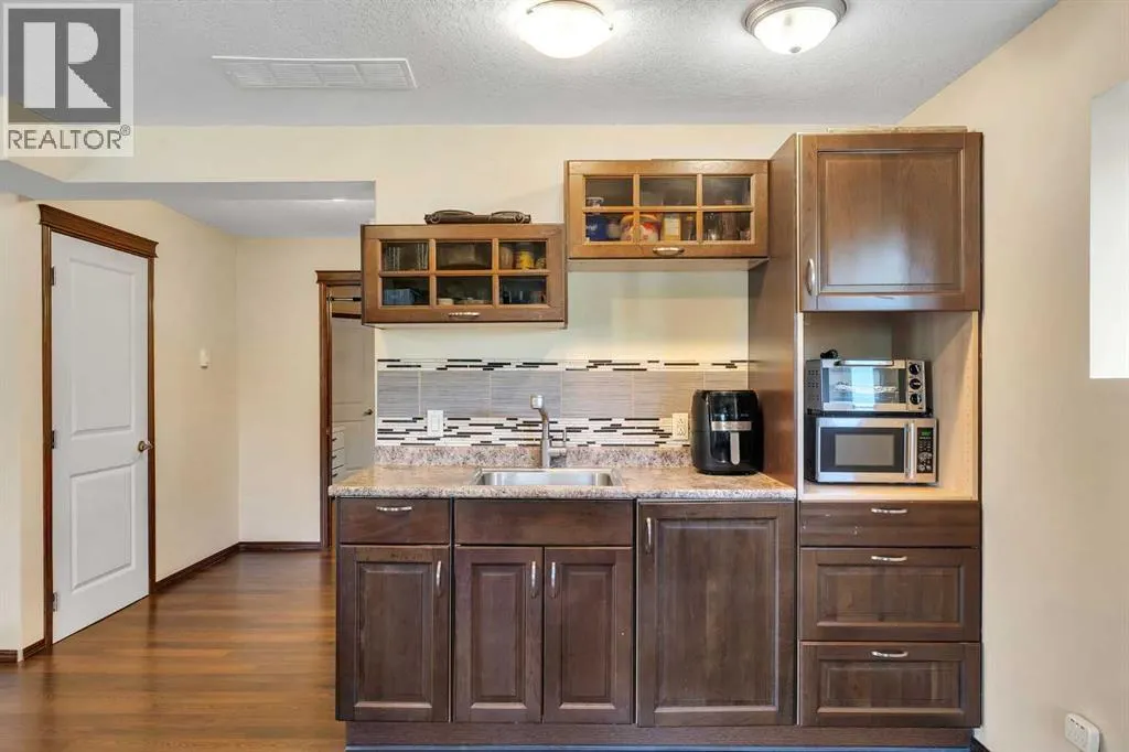 126 Tuscany Summit Heath NW