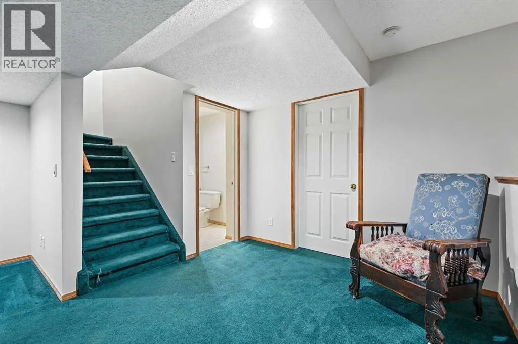 109 Macewan Park View NW