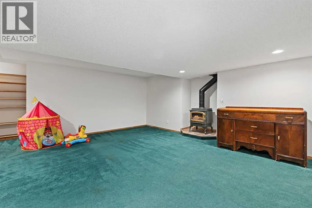109 Macewan Park View NW