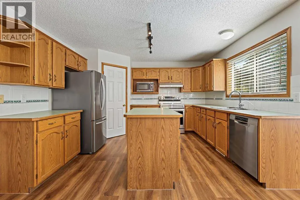 109 Macewan Park View NW
