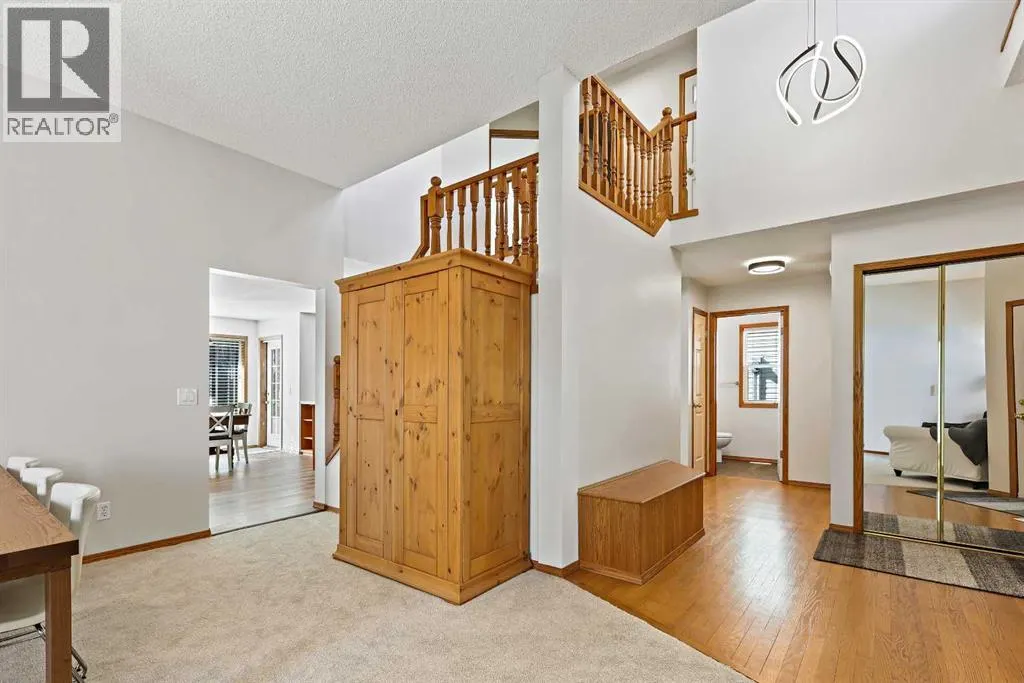109 Macewan Park View NW