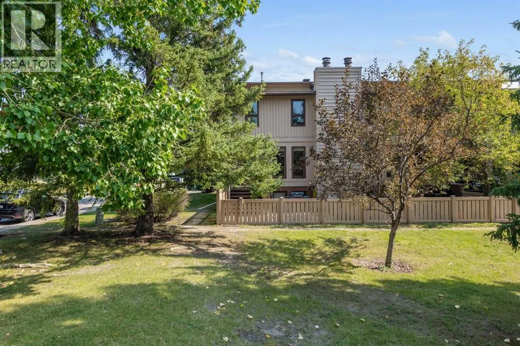 2 Canterbury Gardens SW