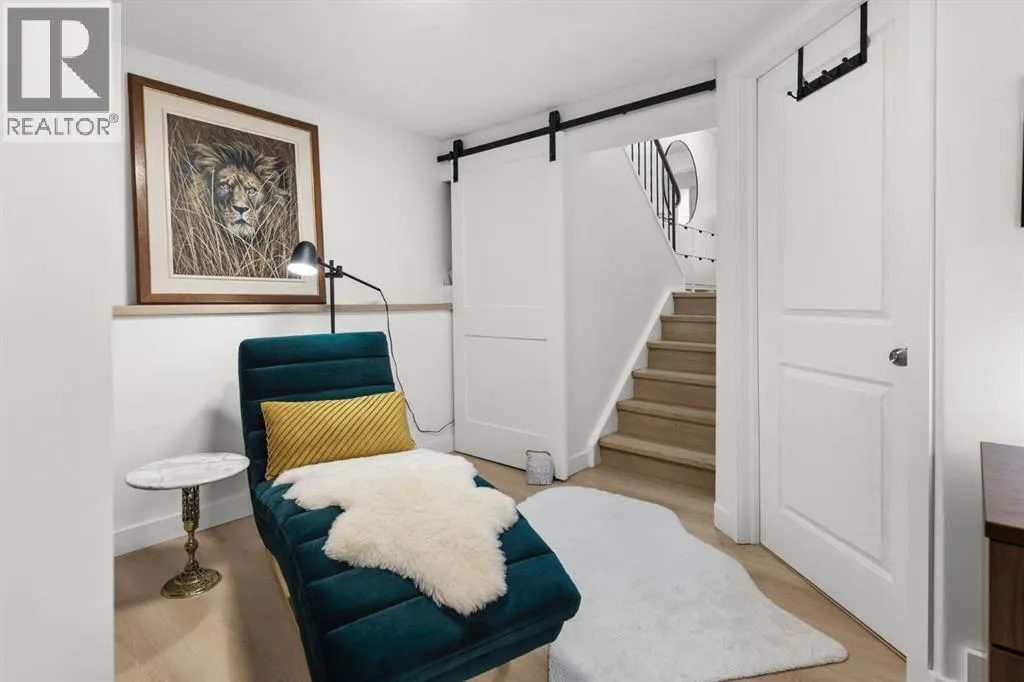 2 Canterbury Gardens SW
