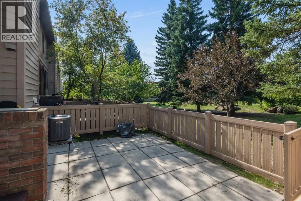 2 Canterbury Gardens SW