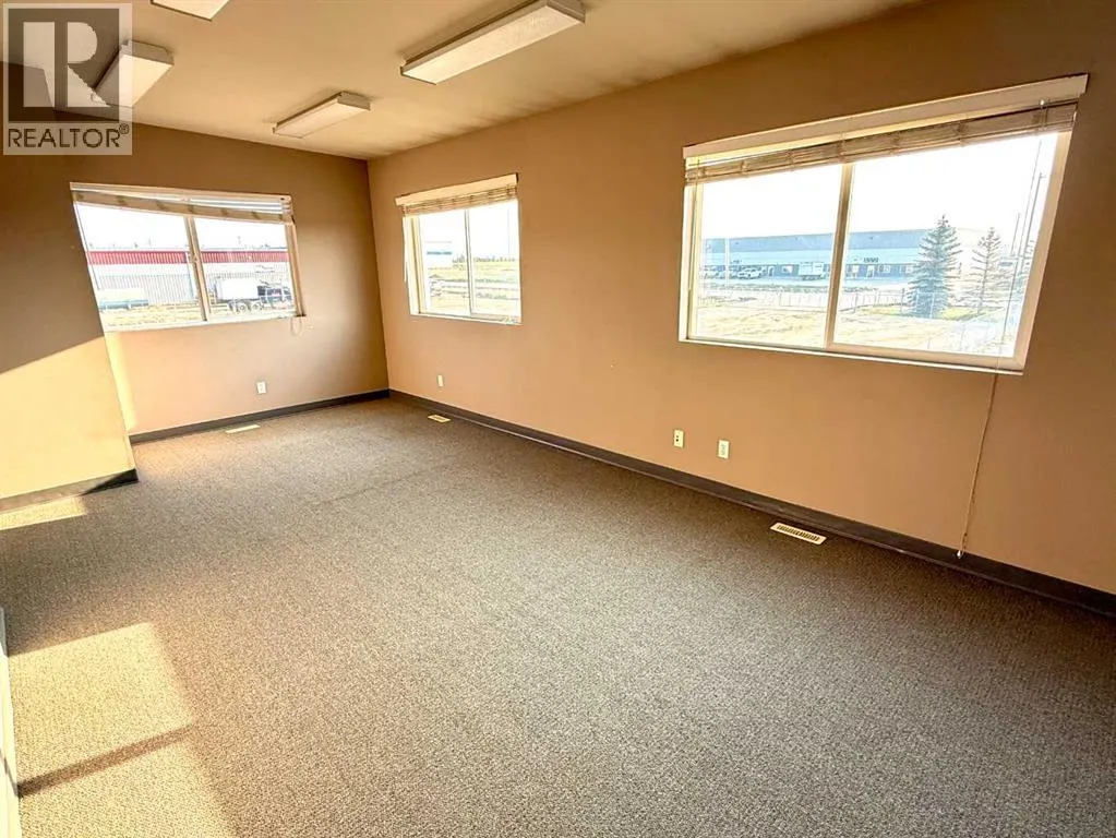 8 Van Der Horn Way