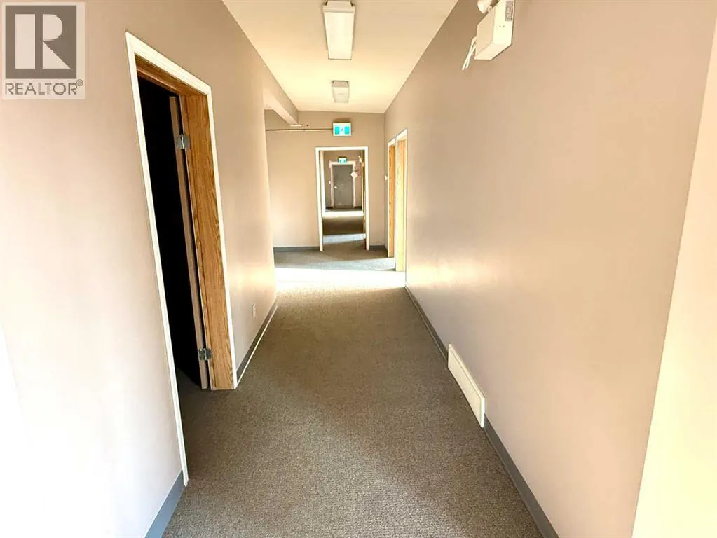 8 Van Der Horn Way