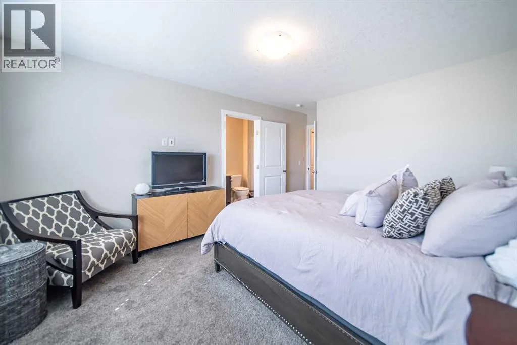 340 Midtown Gate SW