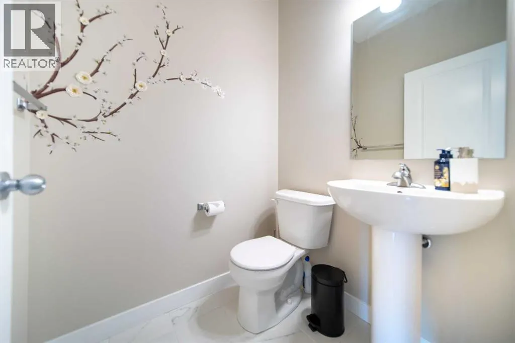 340 Midtown Gate SW