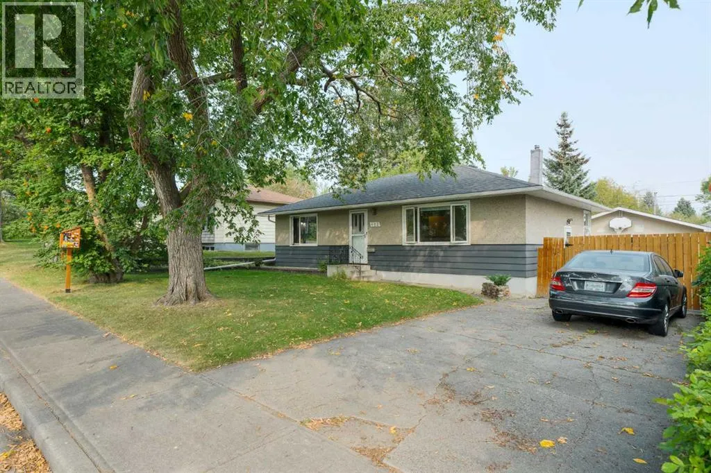 412 Tavender Road NW