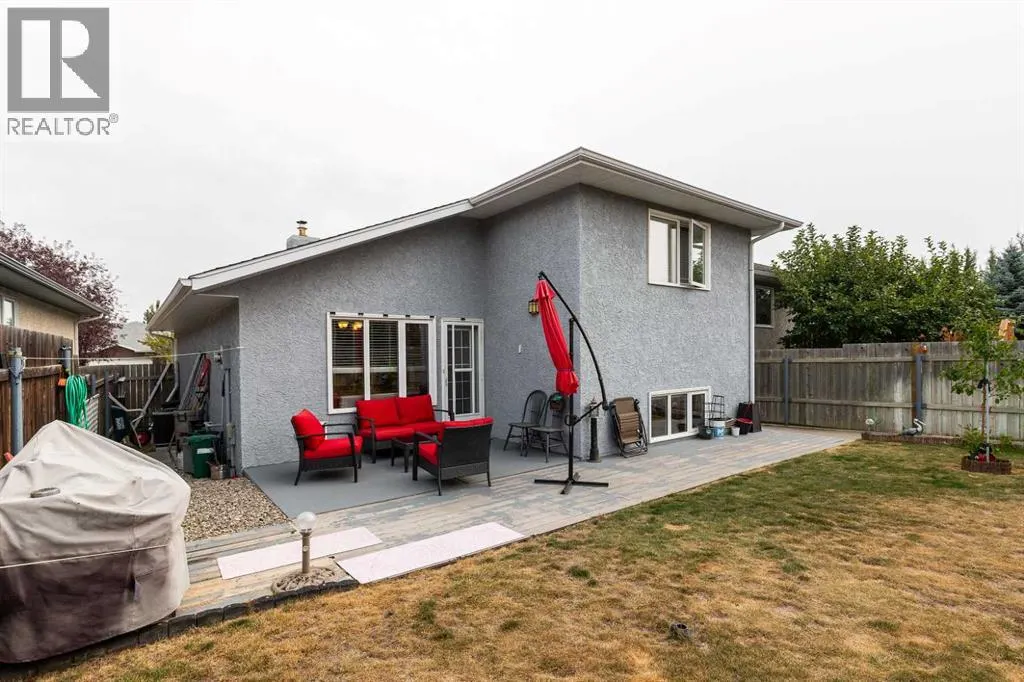 30 Heritage Crescent W