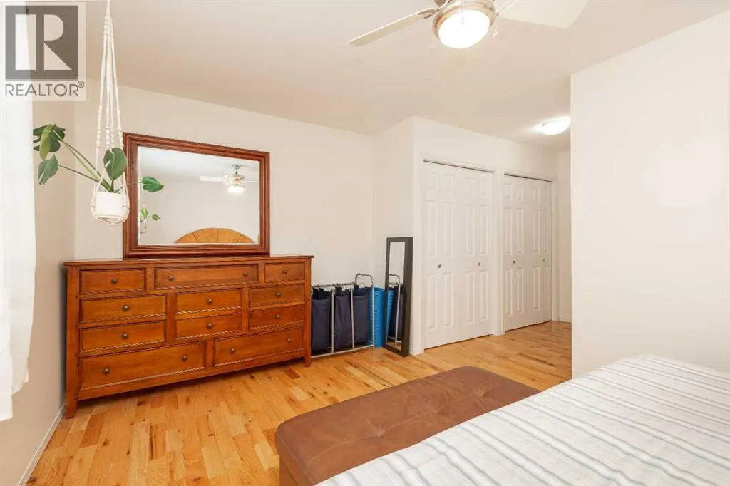 30 Heritage Crescent W