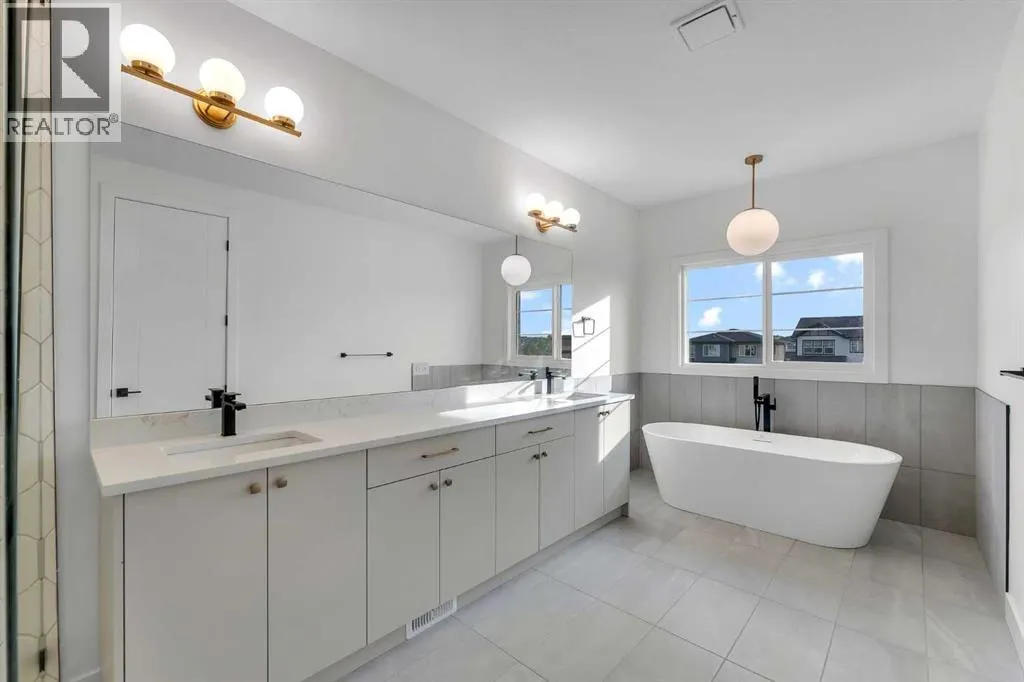 218 Kinniburgh Loop