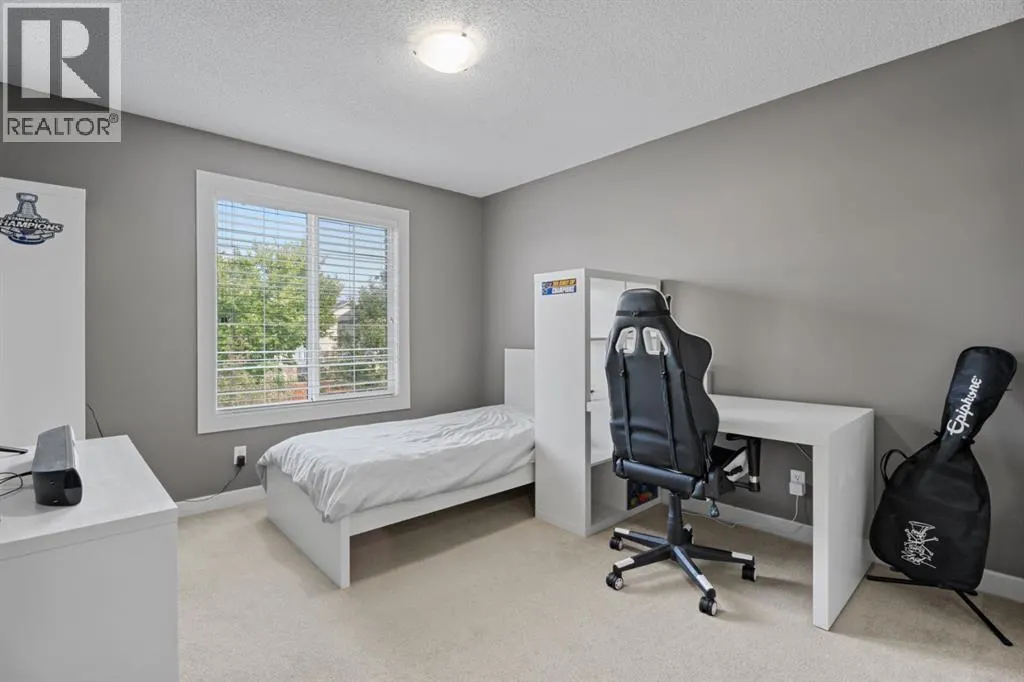 15 Drake Landing Drive