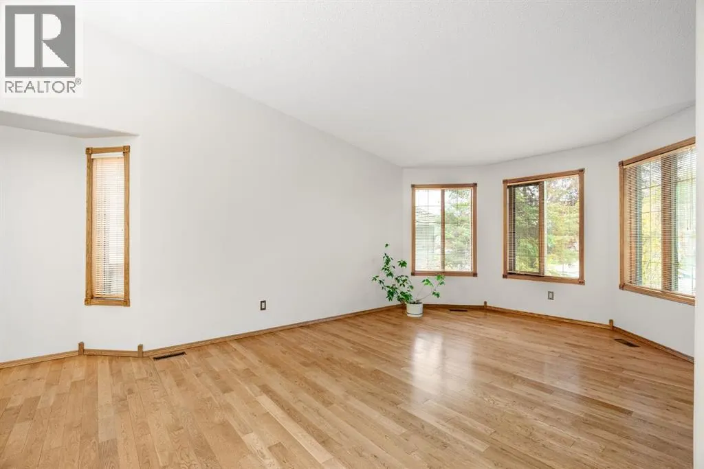 289 Ball Place