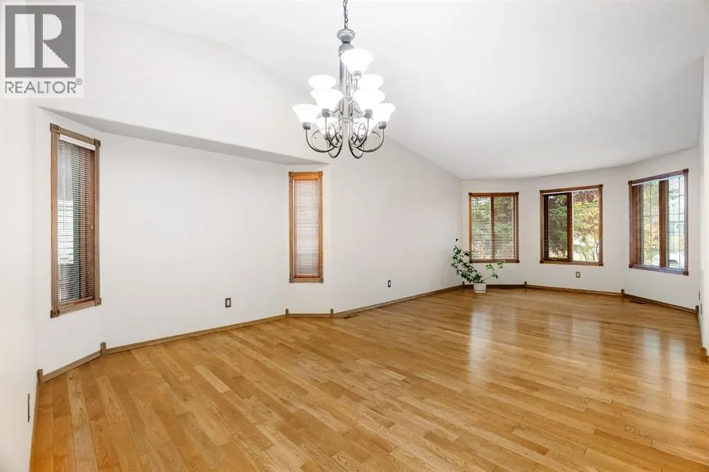 289 Ball Place