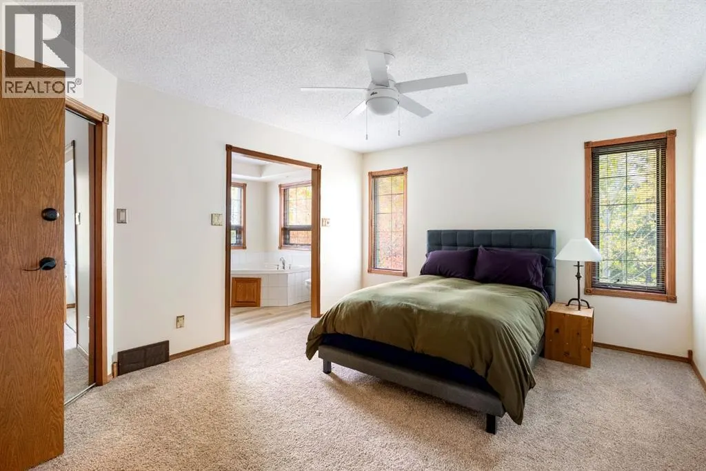 289 Ball Place