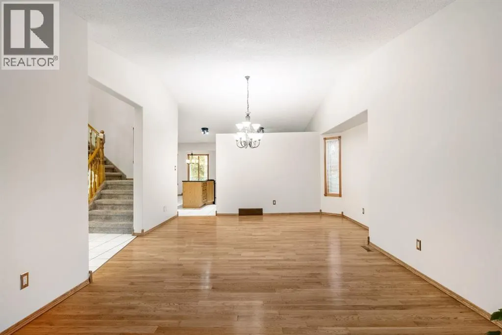 289 Ball Place