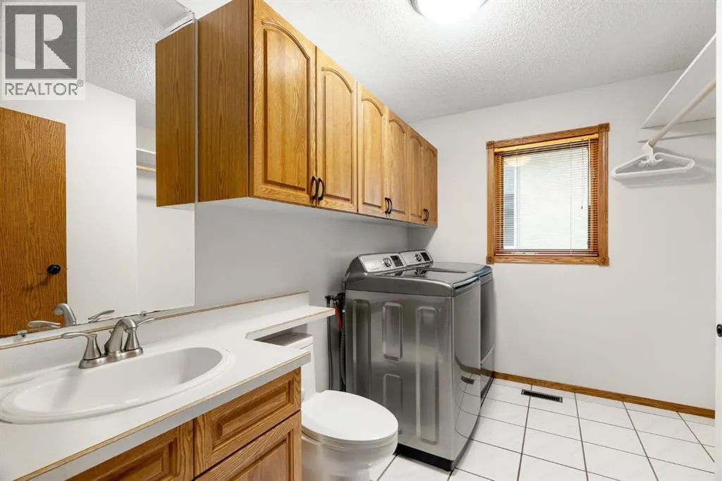 289 Ball Place