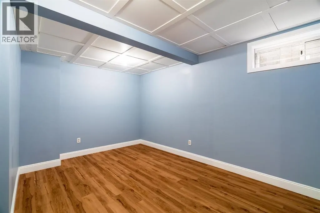289 Ball Place