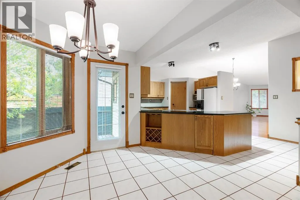 289 Ball Place