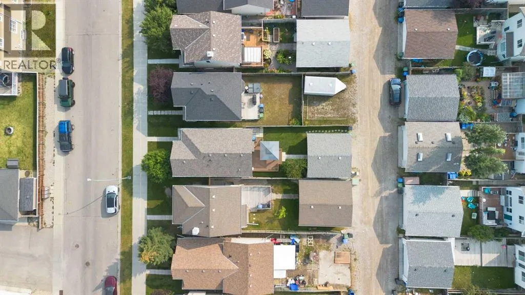 35 Royal Birch Road NW