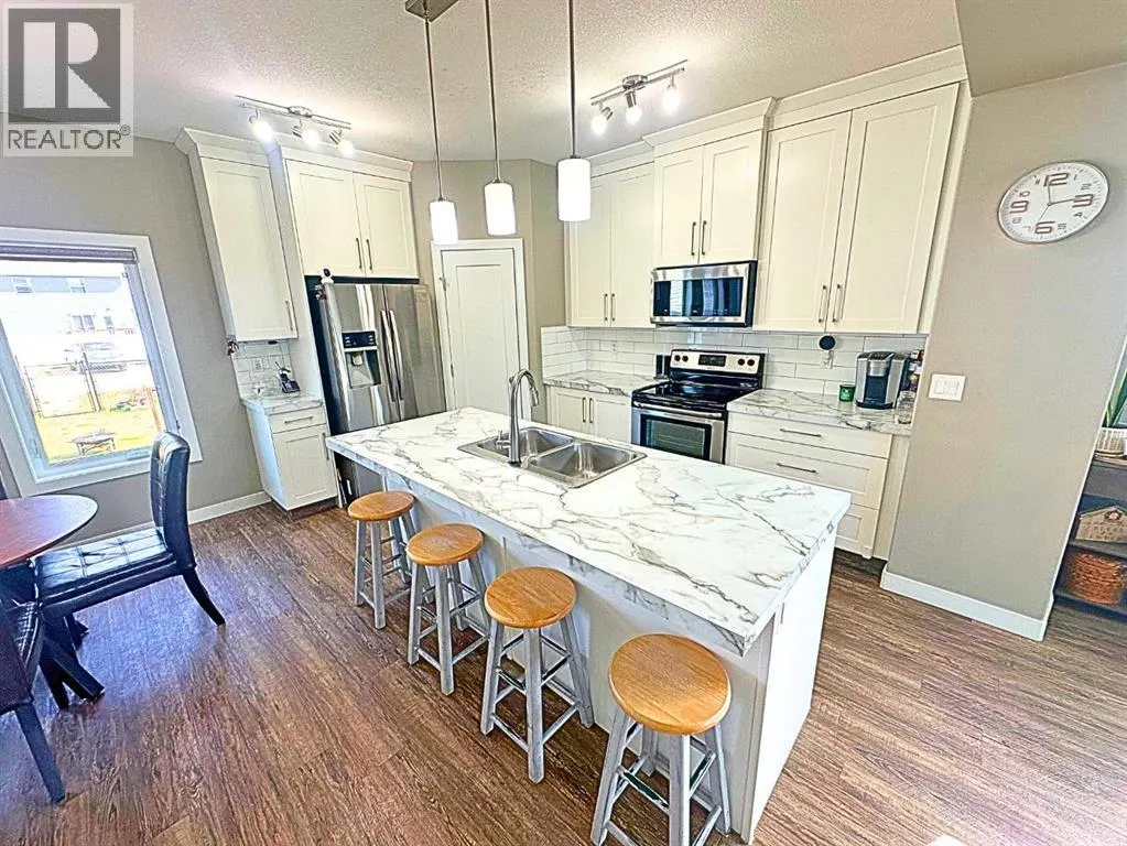 214 Truant Crescent