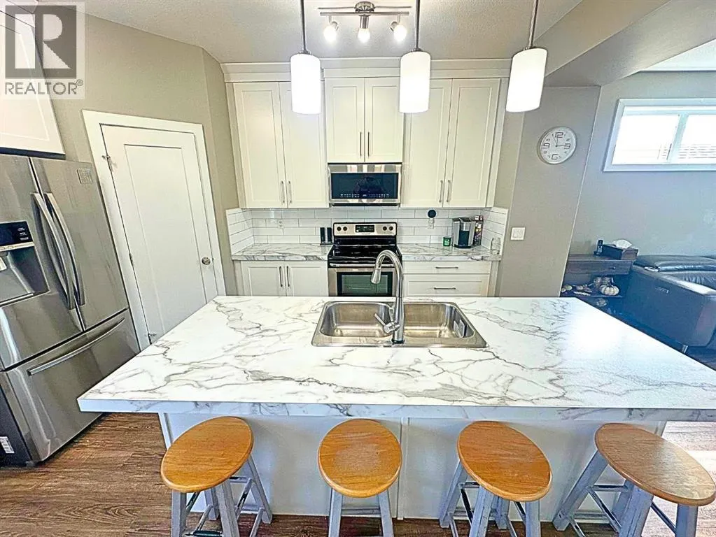 214 Truant Crescent