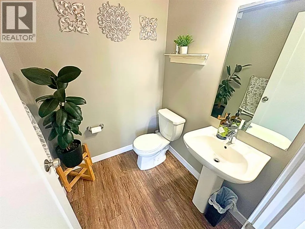 214 Truant Crescent