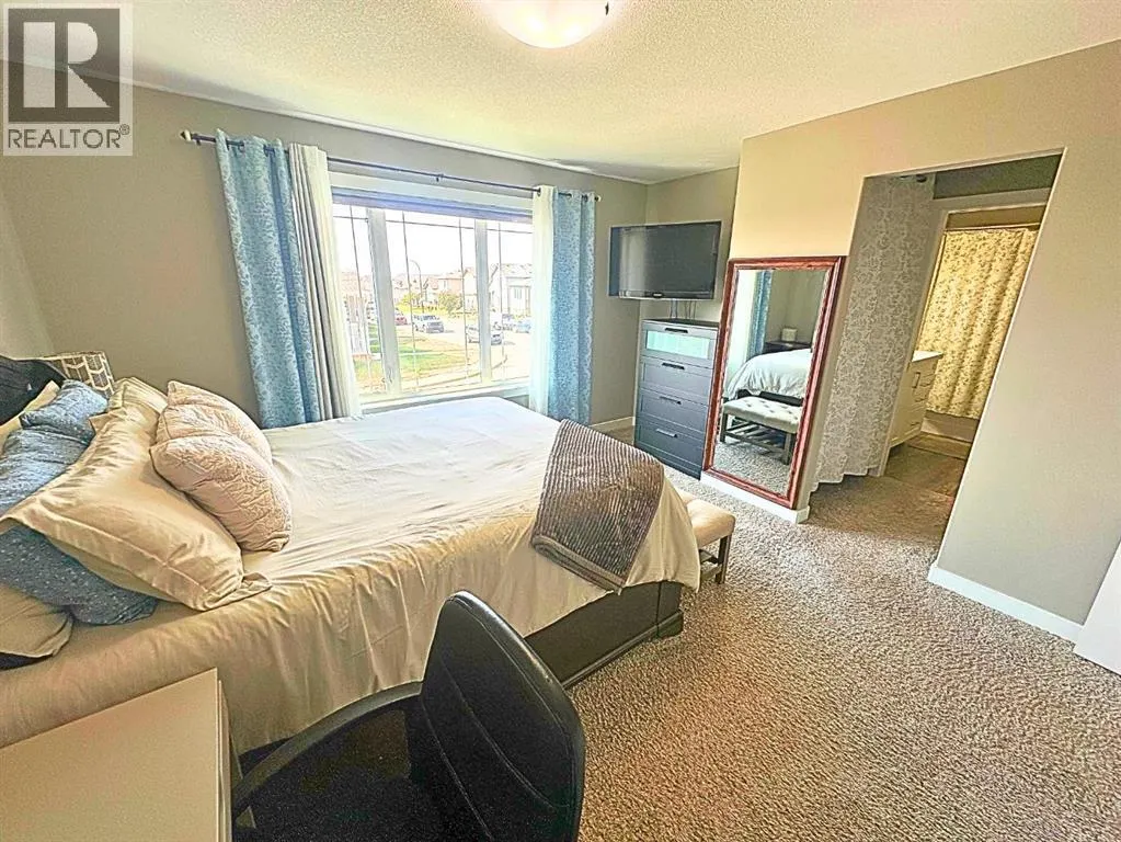 214 Truant Crescent