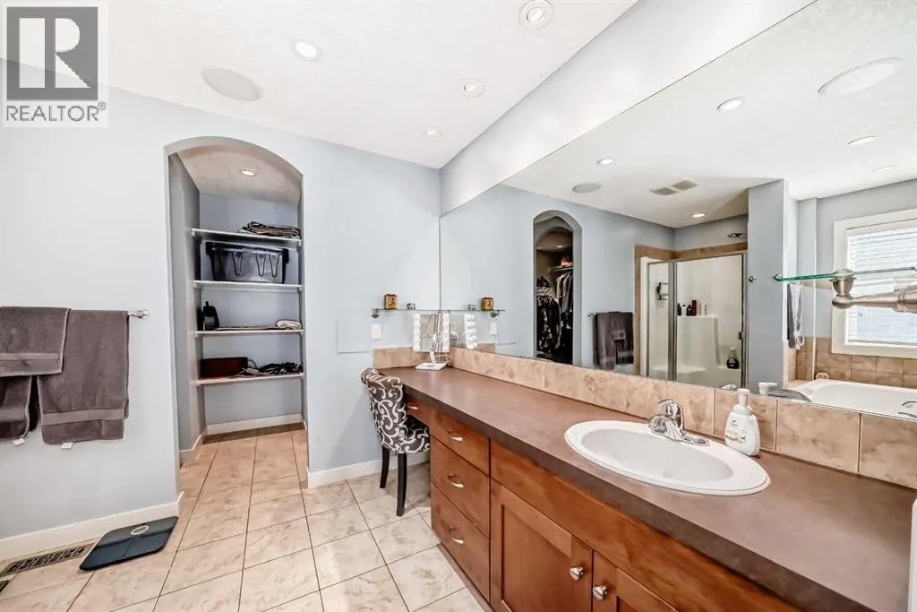 82 Copperleaf Terrace SE