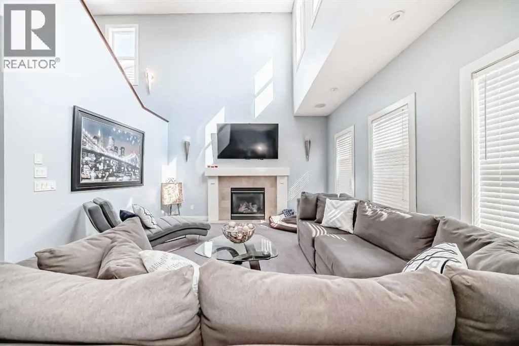 82 Copperleaf Terrace SE