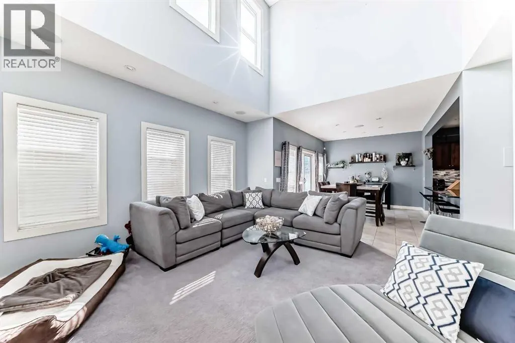 82 Copperleaf Terrace SE