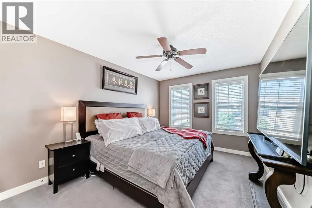 82 Copperleaf Terrace SE