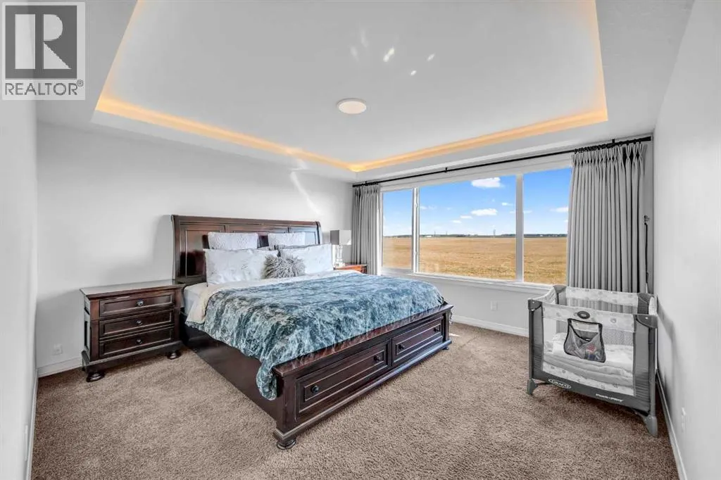 313 Corner Meadows Way NE