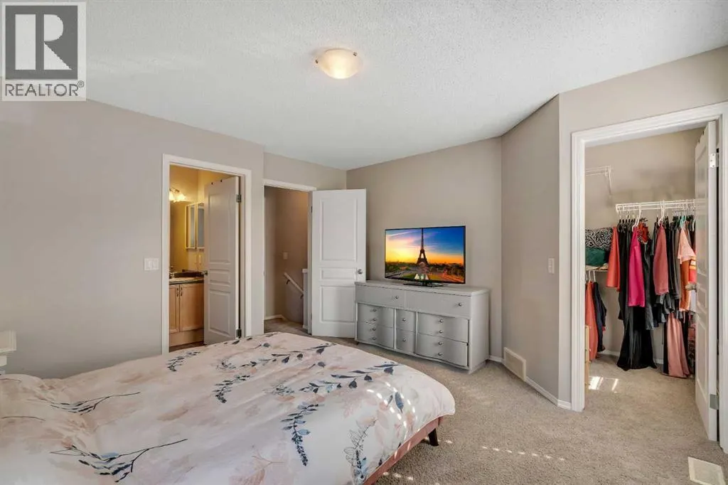 13 Elgin Meadows View SE