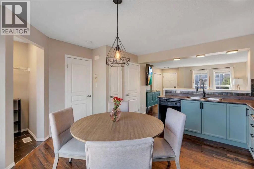 13 Elgin Meadows View SE