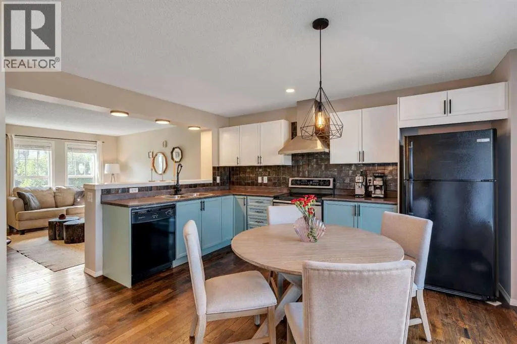 13 Elgin Meadows View SE