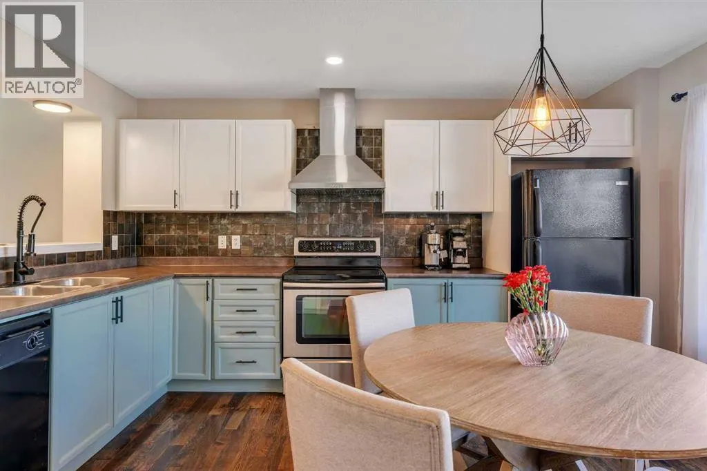 13 Elgin Meadows View SE