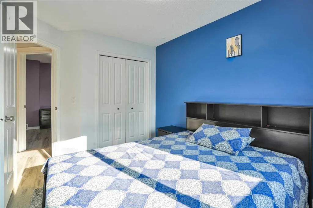 121 mmagenta Crescent