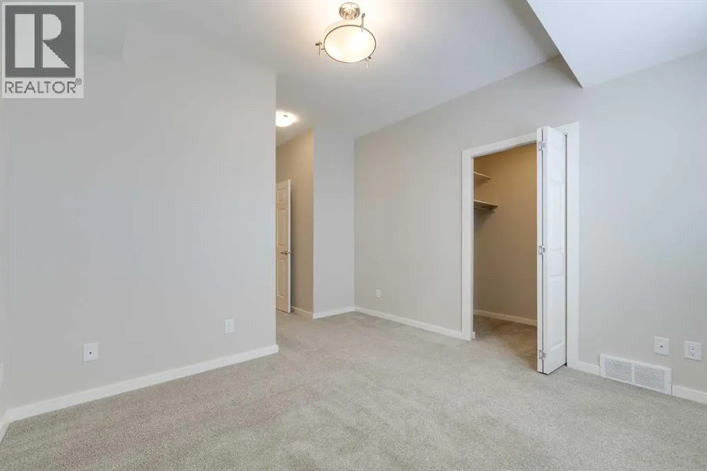 G2, 5300 Vista Trail