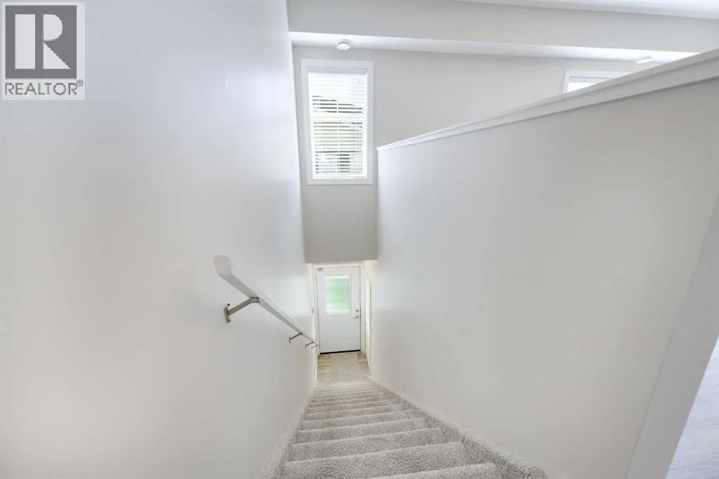 G2, 5300 Vista Trail