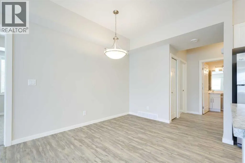 G2, 5300 Vista Trail