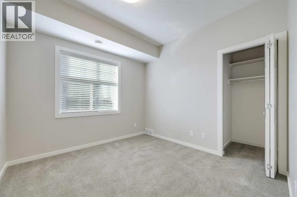 G2, 5300 Vista Trail