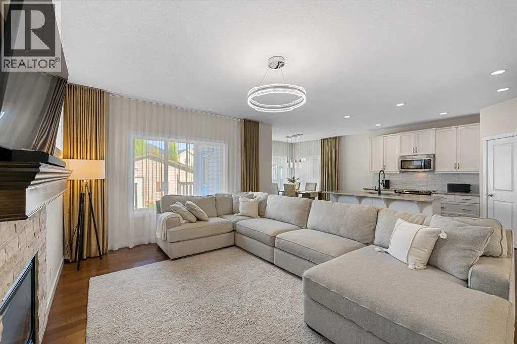 105 Elgin Meadows Circle SE