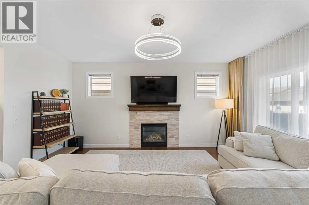 105 Elgin Meadows Circle SE